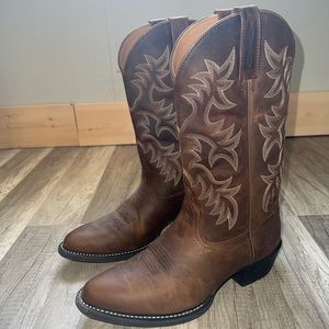 *ARIAT LEATHER WOMENS BOOTS*